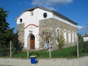 velika-church